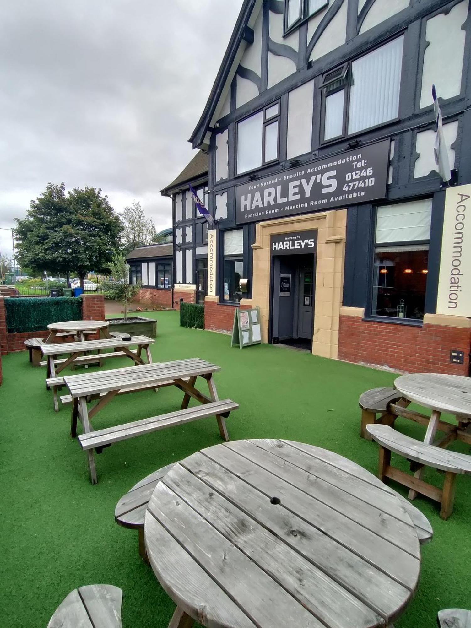 Harleys Inn Chesterfield Bagian luar foto
